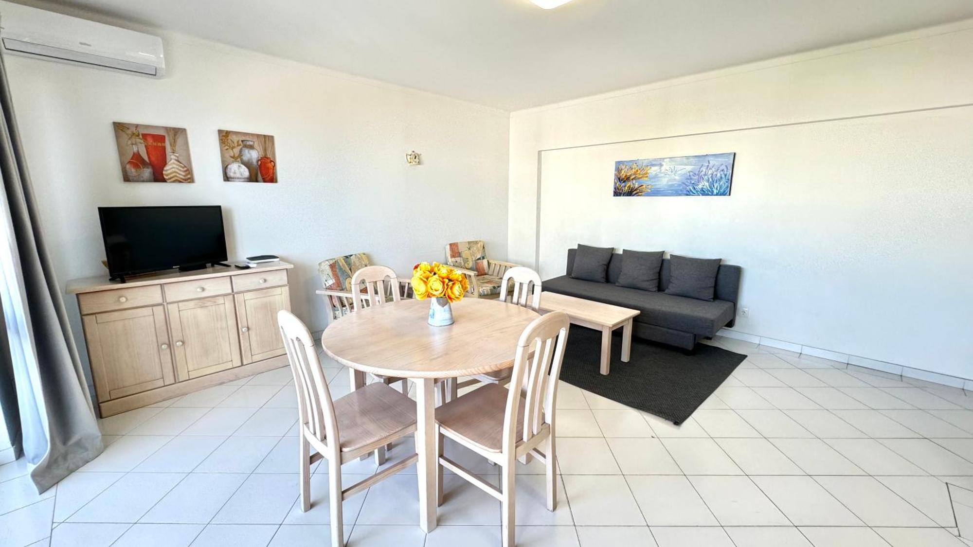Praia Da Rocha, 605 Concorde, Charming Apartment With Sea View, Internet And Parking, By Ig ポルティマン エクステリア 写真